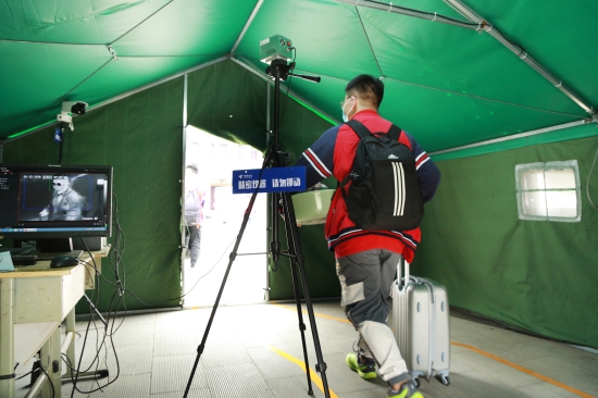 重整旗鼓！看102高級中學的“孩子王”為學生開學上課保駕護航